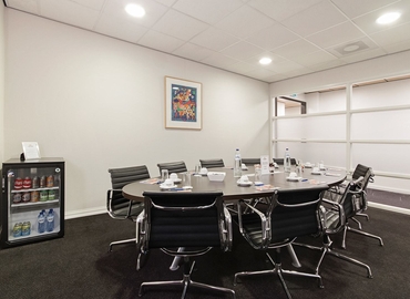 200 m² Convention center in Alphen aan den Rijn, Leidse Schouw 2 (2408 AE) - 1 | MatchOffice