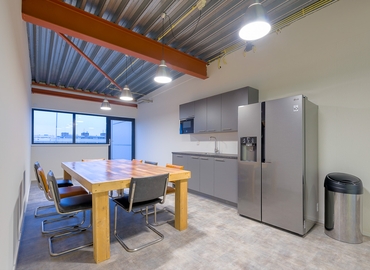 Business center Bingerweg 18a - 18r 2031 AZ Haarlem