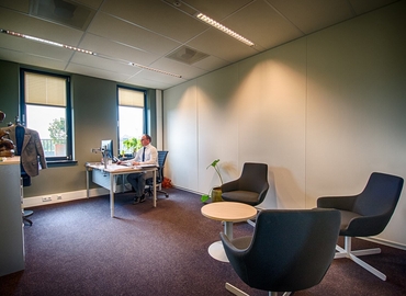 Business center Leidse Schouw 2 2408 AE Alphen aan den Rijn
