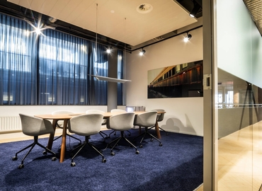 Business center Kennemerplein 6 2011 MJ Haarlem