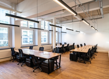 100 m² Business park in Utrecht, Nicolaas Beetsstraat 216-222 (3511 HG) - 1 | MatchOffice.com