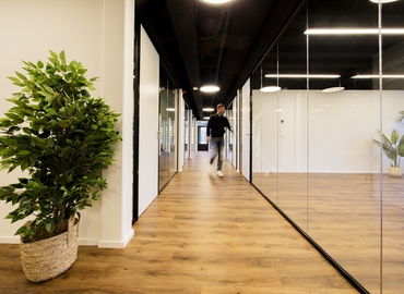 560 m² Business space in Woerden, Pelmolenlaan 16 (3447 GW) - 4 | MatchOffice.com