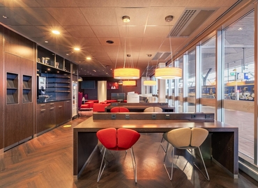 100 m² Shared office  in Rotterdam, Stationsplein 18 - A (3013 AJ) - 0 | MatchOffice.com