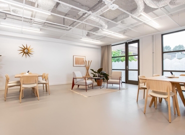 70 m² Shared workspace  in Amsterdam West, Haarlemmerweg 331 (1051 LH) - 1 | MatchOffice.com