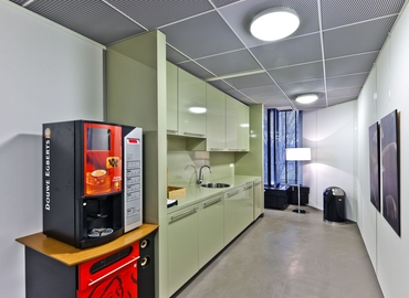 Virtual address in Amsterdam Southeast, De Cuserstraat 93 (1081 CN) - 18 | MatchOffice