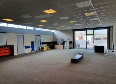155 m² Business space in Vlissingen, Industrieweg 3 (4382 NA) - 2 | MatchOffice