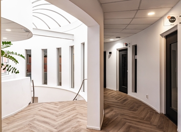 Bedrijfsgebouw huren in Sloterdijk, Arlandaweg 92, (1043 EX) - 9 | MatchOffice.nl