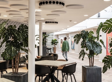200 m² Business space in Sloterdijk, Arlandaweg 92 (1043 EX) - 0 | MatchOffice.com