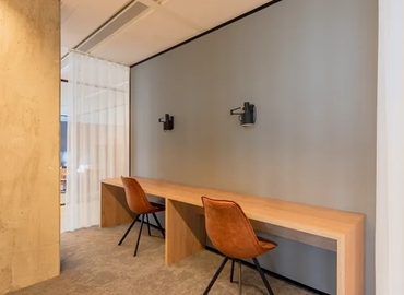 100 m² Business space in Amsterdam Centre, Stationsplein 19-W (1012 AB) - 0 | MatchOffice.com