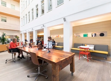 50 m² Conference room in Amsterdam Centre, Herengracht 124-128 (1015 BT) - 1 | MatchOffice.com