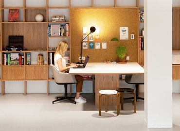 100 m² Shared workspace  in Rotterdam, Hofplein 20 (3032 AC) - 1 | MatchOffice