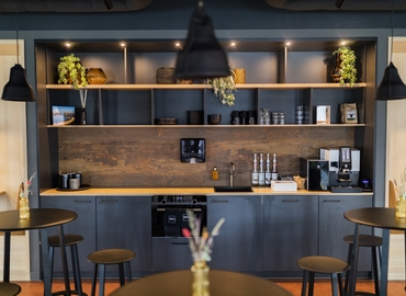 Bedrijventerrein huren in Rotterdam, Wilhelminaplein 1-40, (3072 DE) - 28 | MatchOffice.nl