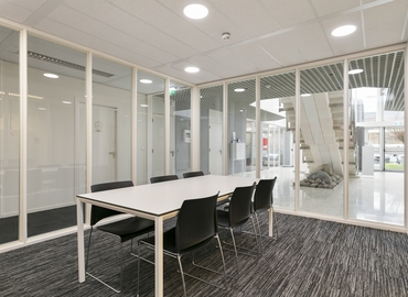 200 m² Serviced office in Spijkenisse, Curieweg 7 (3208 KJ) - 7 | MatchOffice.com