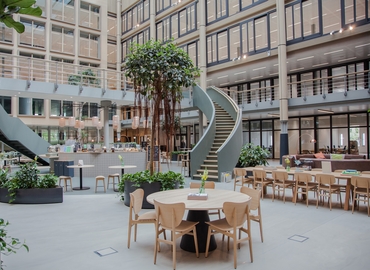 10 m² Shared office  in Amsterdam South, Fred. Roeskestraat 100 (1076 EE) - 2 | MatchOffice