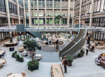 10 m² Shared workspace  in Amsterdam South, Fred. Roeskestraat 100 (1076 EE) - 3 | MatchOffice.com