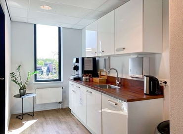 Business center Hart van Brabantlaan 12-14,Het Laken 5038 JL Tilburg