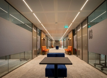10 m² Shared workspace  in Schiphol Airport, Schiphol Boulevard 127 (1118 BG) - 0 | MatchOffice.com