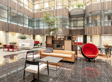Flex Coworking Ruimte in Amsterdam Zuid | Direct Beschikbaar 2 | finde-buerogemeinschaft.de 7532586 strawinskylaan 3051 atrium building 4th floor | finde-buerogemeinschaft.de