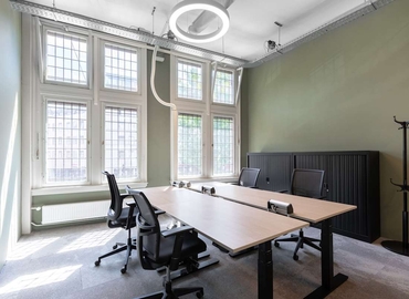 Business center Nieuwezijds Voorburgwal 104-108 1012 SG Amsterdam Centre