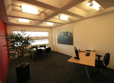 500 m² Business center building up for rent in Arnhem, Simon Stevinweg 27 (6827 BS) - 2 | MatchOffice.com