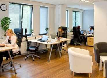 Bedrijfsgebouw te huur in Zoetermeer, Croesinckplein 24-26, (2722 EA) - 0 | MatchOffice.nl