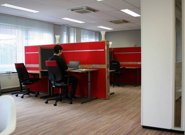 60 m² Business park property available to rent in Arnhem, Vlamoven 34 (6826 TN) - 2 | MatchOffice