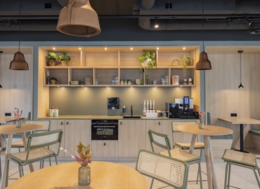 560 m² Serviced office in Rotterdam, Wilhelminaplein 1-40 (3072 DE) - 4 | MatchOffice