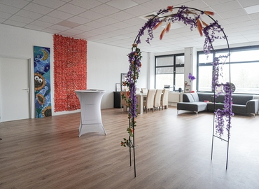 Handelspand te Huur in Almere | Direct Beschikbaar NL 2 | mieten-buero.de 3697692 bolderweg 2 | mieten-buero.de