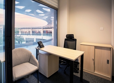 10 m² Serviced office in Muscat, شارع الخوض 1st Floor (132) - 9 | MatchOffice