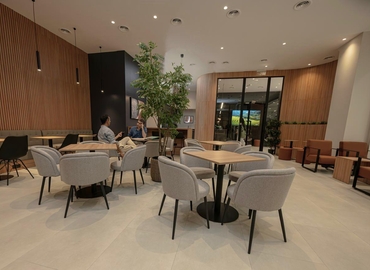 50 m² Serviced office in Muscat, Sultan Qaboos St (130) - 1 | MatchOffice.com
