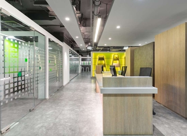 10 m² Business space in Muscat, Holiday Inn Muscat Al Seeb (121) - 2 | MatchOffice.com