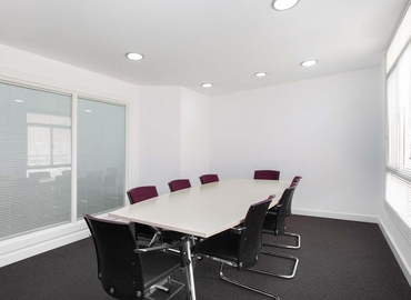 10 m² Shared workspace  in Muscat, Al Nahdah Road (118) - 2 | MatchOffice.com