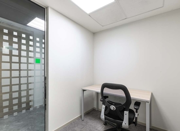 Virtual office in Muscat, Holiday Inn Muscat Al Seeb (121) - 4 | MatchOffice.com