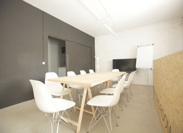 Choose a 24 m² Meeting room in Wroclaw, ul. W. Łokietka 12C (50-243) - 2 | MatchOffice.com