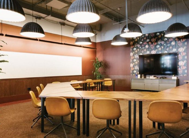 Przestrzeń coworkingową do wynajęcia w Warszawa Śródmieście