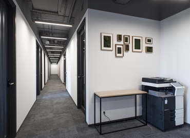 Explore suitable a 100 m² Co-working in Warszawa Ochota, Aleje Jerozolimskie 100 (00-807) - 17 | MatchOffice