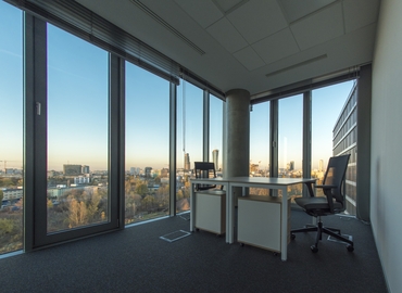 Rent flexible a 100 m² Co-working in Warszawa Ochota, Aleje Jerozolimskie 100 (00-807) - 2 | MatchOffice