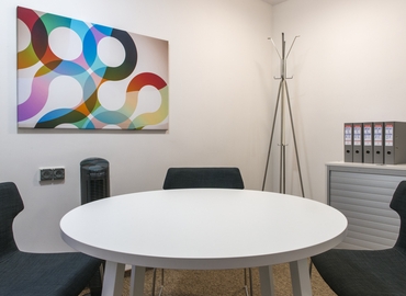 12 m² Conference space in Warszawa Śródmieście, Plac Powstańców Warszawy 2 (00-030) - 1 | MatchOffice.com