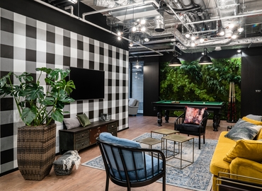 250 m² Coworking  in Warszawa Śródmieście, Plac Trzech Krzyży 10/14 (00-499) - 2 | MatchOffice