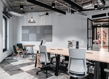 Przestrzeń coworkingową do wynajęcia w Warszawa Śródmieście