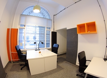 Przestrzeń coworkingową do wynajęcia w Warszawa Śródmieście