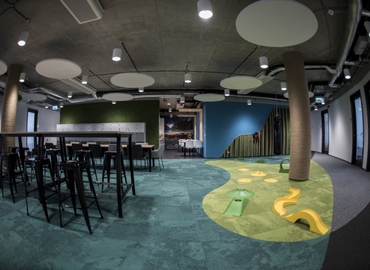 Przestrzeń coworkingową do wynajęcia w Warszawa Włochy