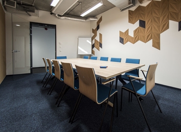 Przestrzeń coworkingową do wynajęcia w Warszawa Włochy