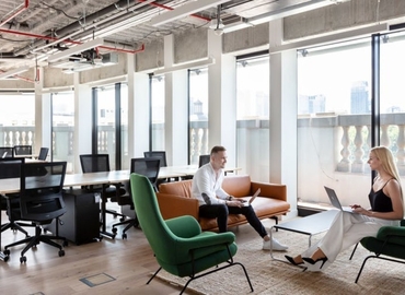  Coworking do wynajęcia w Warszawa Śródmieście