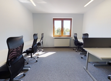 60 m² Business space place available to rent in Cracow, Olszańska 7 (31-513) - 1 | MatchOffice