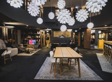 4000 m² Business center building up for rent in Warszawa Śródmieście, Mokotowska 1 (00-640) - 0 | MatchOffice.com