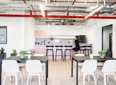  Biurowce do wynajęcia w Łódź