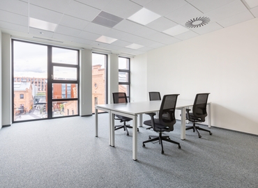 100 m² Business space in Warszawa Praga-Południe, Plac Konesera 12 (03-736) - 2 | MatchOffice