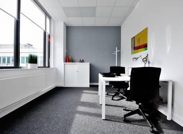 70 m² Business park in Krakow, Al. Pokoju 1 (31-548) - 3 | MatchOffice.com