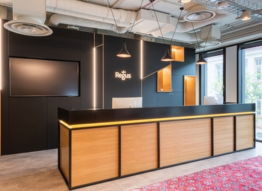  Coworking do wynajęcia w Warszawa Śródmieście